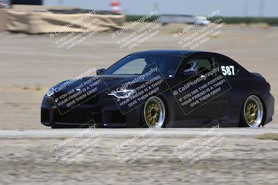 media/Jul-26-2025-Speed Ventures (Sat) [[fe569e6cf0]]/Red Group/Outside Grapevine/